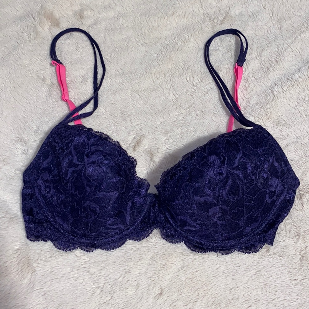 Victoria Secret Navy Blue Lace Bra 32C